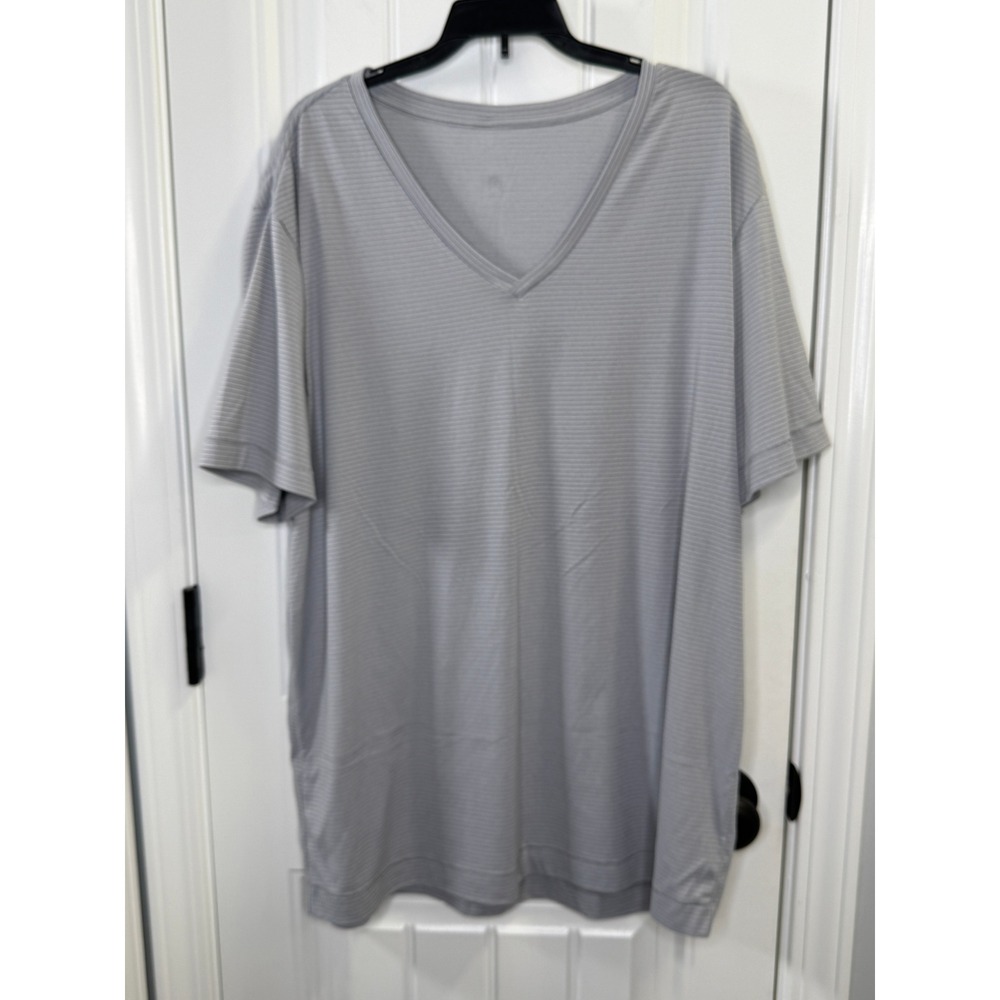 Lululemon Men V-Neck Shirt Grey Minimalist Gorpcore Athletic Gym XL